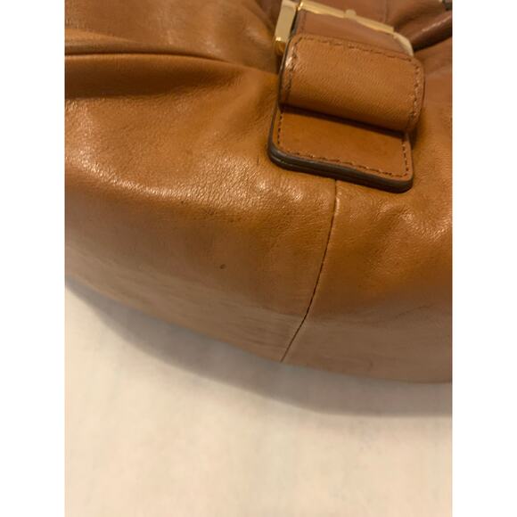 Michael Kors Classic Leather Shoulder Bag Brown with Gold Buckle & Logo - Picture 5 of 12
